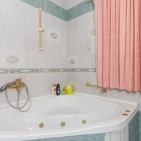 Appartamento Doa - With Lovely Terrace & Sea View Mlini