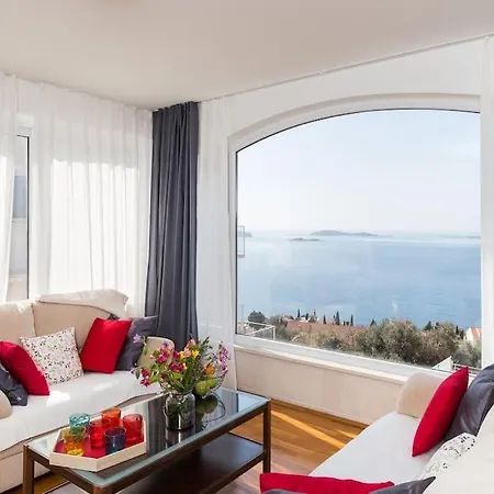 Apartment Doa - With Lovely Terrace & Sea View *