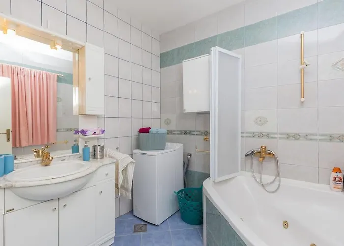 Doa - With Lovely Terrace & Sea View Apartament Mlini