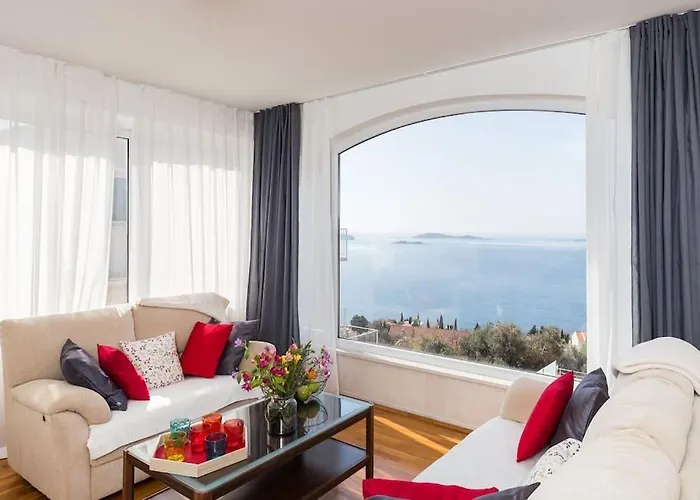 Apartament Doa - With Lovely Terrace & Sea View *